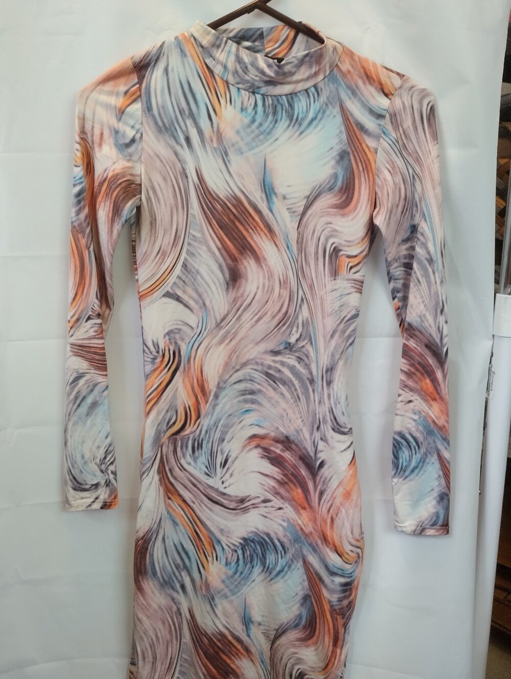 Women’s Long Sleeve Swirl-Print Bodycon Dress in Multi-Color Size Small